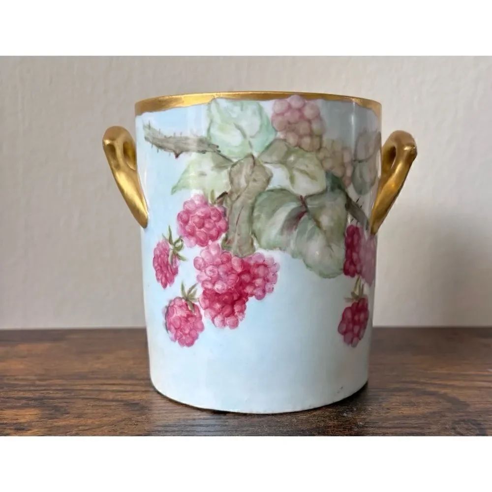 Vintage 1965 Handpainted With Gold Trim Porcelain raspberry planter